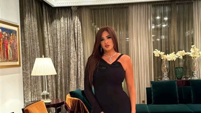 ياسمين عبد العزيز تعلن إلغاء عزاء والدها.. تفاصيل