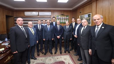 بالصور.. وزير العدل يتفقد أعمال التطوير والترميم لمجمع محاكم الجلاء 
