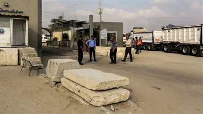 260شاحنة مساعدات ووقود تتوجه لمعبري كرم أبو سالم والعوجة لإدخالها لقطاع غزة