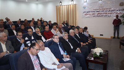 رئيس جامعة كفر الشيخ يشارك فى ورشة عمل بجامعة أسوان