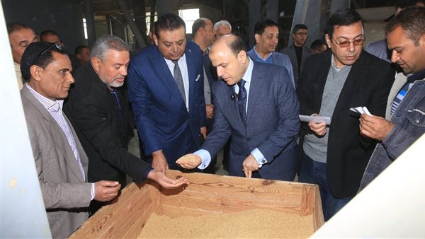 خلف الحدث