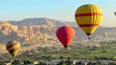 هبوط اضطراري لبالون طائر نتيجة تغير مفاجئ في اتجاه الرياح أثناء الطيران