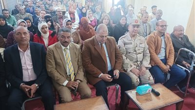 وكيل تعليم قنا يشهد ختام دورة 