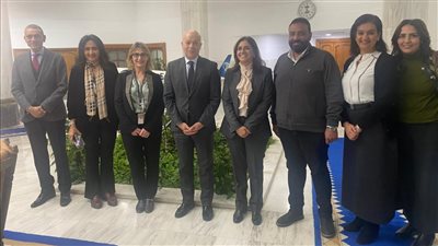 رئيس مصرللطيران يلتقي الرئيس التنفيذى لاستراحات تحالف ستار العالمى بفرنسا