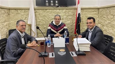 نقيب الإعلاميين يلتقي رئيس شعبة المصورين الصحفيين لبحث آليات التدريب التحويلي