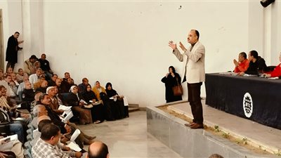انعقاد لجنة مقابلات رؤساء اللجان والمراقبين الأوائل لأعمال امتحانات الثانوية العامة 2025 