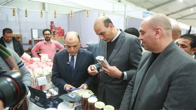 محافظ كفرالشيخ يفتتح معرض «أهلاً رمضان» بميدان الـ47 