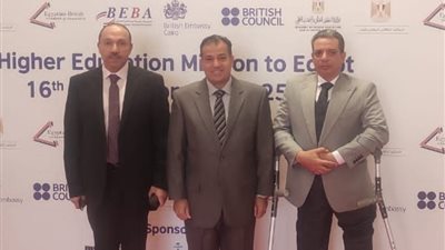 رئيس جامعة جنوب الوادي يشارك في ملتقى الجامعات المصرية البريطانية