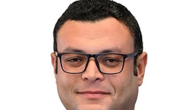 وزير الإسكان: جارٍ تنفيذ المرافق والطرق بالمنطقة البديلة 