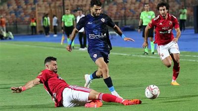 الأهلي يعقد اجتماع طارئ في الجزيرة.. تفاصيل