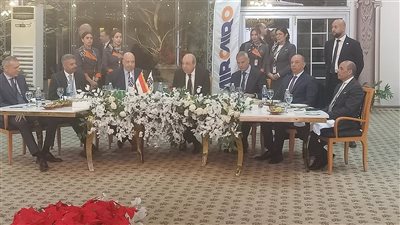 وزير الطيران يفتتح  مكتب ايركايرو بمطار القاهرة 