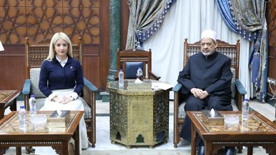شيخ الأزهر: وثيقة الأخوة الإنسانية مع بابا الفاتيكان ترسخ قيم التعايش والسلام