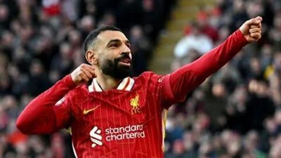 ليفربول في معركة حسم الصدارة أمام نيوكاسل في أنفيلد
