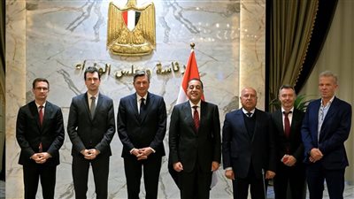 رئيس الوزراء يبحث مع شركة سلوفينية استخدام الذكاء الاصطناعي لمنع حوادث القطارات