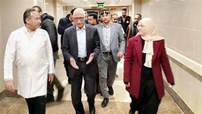 محافظ شمال سيناء يزور الجرحى والمرضى الفلسطينيين ومرافقيهم بـمستشفى العريش