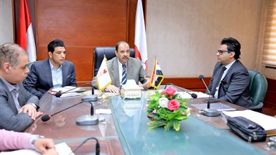  محافظ سوهاج يتابع الموقف التنفيذي لمستشفيي “ البلينا ” و “دار السلام” المركزى 