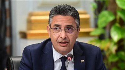  وزير التموين: مد فترة صرف المنحة الإضافية للمستحقين على بطاقات التموين حتى نهاية مايو