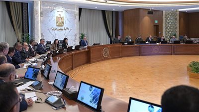 رئيس الوزراء يتابع الموقف التنفيذي للمرحلة الأولى من المبادرة الرئاسية حياة كريمة