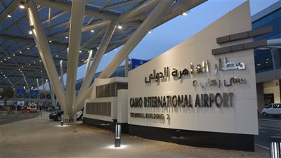 استعدادات مكثفة بمطار القاهرة لموسم الشتاء والتقلبات الجوية