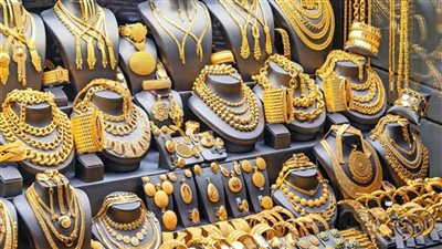 عيار 21 يُفاجئ الجميع.. أسعار الذهب تواصل الارتفاع عالميًا وسط تراجع الدولار