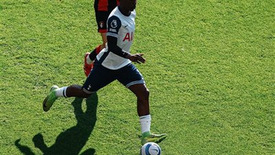 توتنهام يفرض التعادل على بورنموث اليوم في الدوري الإنجليزي 