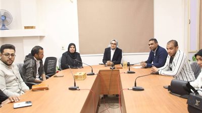 نائب محافظ الوادي الجديد تلتقي المتطوعين بمبادرة 