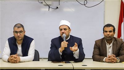 في ملتقى ثقافات الشعوب.. رمضان يجمع الوافدين على مائدة التعارف والتنافس في الخير