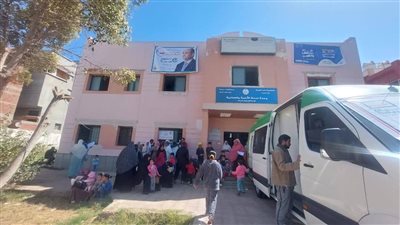 قافلة طبية مجانية بدمياط تخدم 1877 مواطنا في قرية العنانية