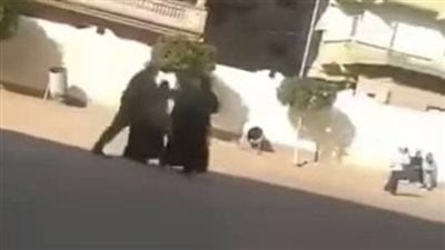 تحقيق عاجل.. بشأن فيديو تعدي مدير مدرسة على طالبتين بمحافظة البحيرة
