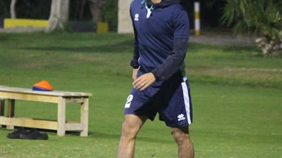 رجب بكار يكشف عن مشكلات بيراميدز ويؤكد: النادي يعاني من ظلم إداري