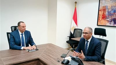 نائب وزير الإسكان يبحث التعاون مع إحدى الشركات المتخصصة في الحلول الذكية والمستدامة بمشروعات المرافق