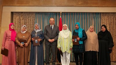 وزير قطاع الأعمال يُكرّم الأمهات المثاليات ونماذج التميز بالشركات في إفطار رمضاني
