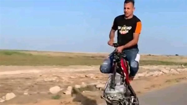 خلف الحدث