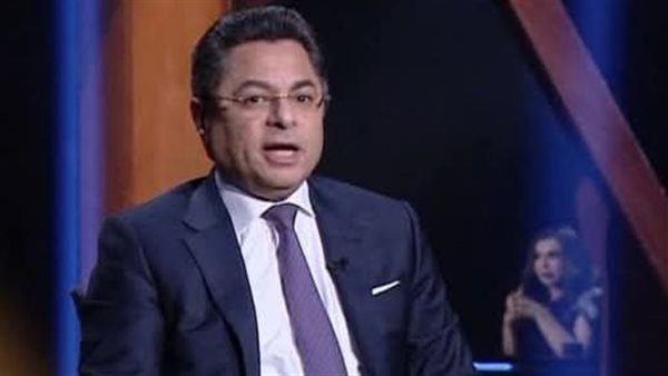 خلف الحدث