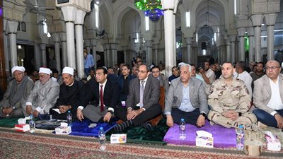 محافظ قنا يشهد احتفال مديرية الأوقاف بليلة القدر بمسجد سيدى عبد الرحيم القنائي
