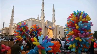 موعد عيد الفطر 2025.. دول تعلن يوم الاثنين أول أيام العيد