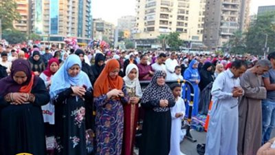 تحذير أزهري: الاختلاط العشوائي في صلاة العيد يبطل الخشوع