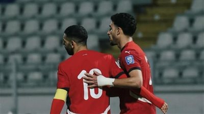 مباراة مصر وجنوب إفريقيا.. طبيب المنتخب يكشف تفاصيل إصابة مصطفى محمد 