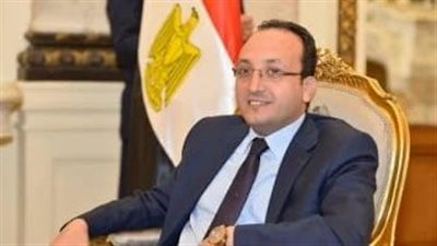 الحكومة تتحرك لعلاج طفلة المنوفية المصابة إثر رشق قطار بالحجارة