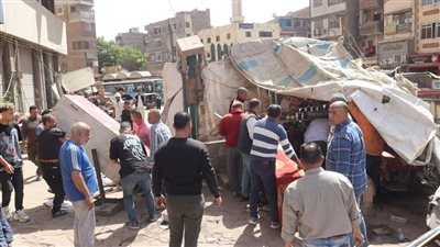 محافظ القليوبية يتابع أعمال النظافة ورفع الإشغالات بشبرا الخيمة 