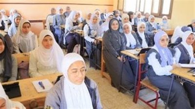 انتهاء إجازة عيد الفطر المبارك لطلاب المدارس وعودة الدراسه لطبيعتها مره اخرى