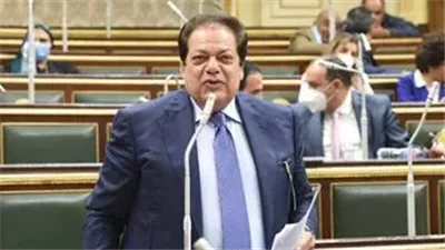 رئيس النواب يُهنئ النائب محمد أبو العينين بفوزه برئاسة البرلمان الأورومتوسطي بالإجماع
