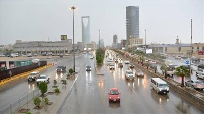 تنبيه من الأرصاد: أمطار ورياح نشطة على منطقة عسير حتى الثامنة مساء