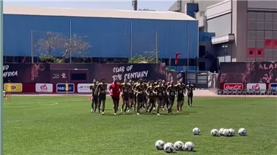 بعثة الأهلي تطير إلى موريتانيا لمواجهة الهلال السوداني في ربع نهائي دوري أبطال إفريقيا