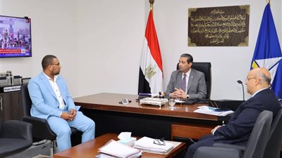 محافظ دمياط يبحث مع مدير المساحة الجديد سُبل تعزيز التعاون