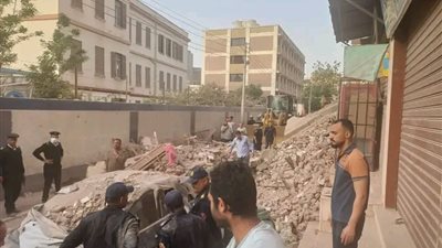 بعد وفاة 6أشخاص.. جهاز تتبع يكشف وجود ناجية تحت ركام عقار أسيوط 