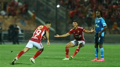 الأهلي يستعد لملاقاة بيراميدز في قمة حاسمة بالدوري المصري