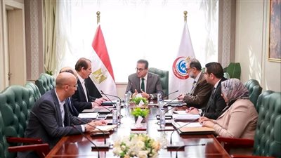 وزير الصحة: استئناف نشاط المحلات الغذائية المُغلقة فور مطابقتها للشروط الصحية المعلنة 