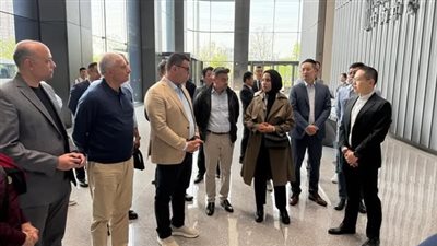 وزير الإسكان يتفقد منطقة الأعمال المركزية بشنغهاي تمهيدًا لتشغيل نظيرتها بمصر