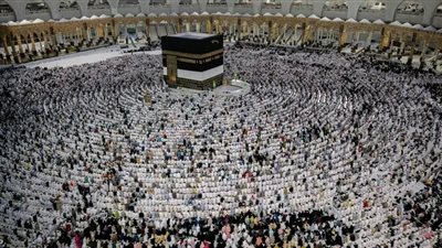 السعودية تمنع دخول مكة بدون تصريح بدءًا من هذا الموعد 